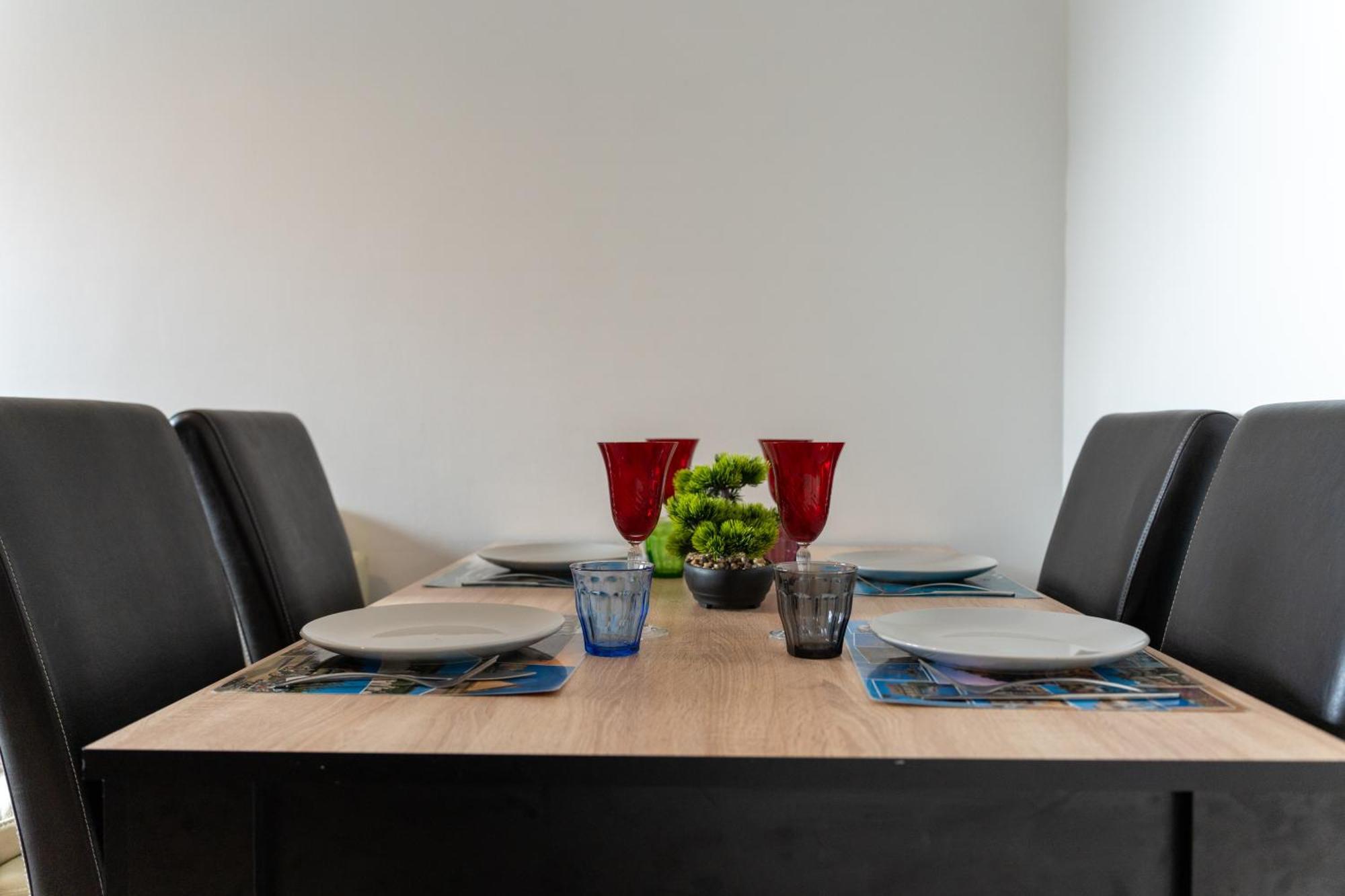 לה האברה Grand Appartement מראה חיצוני תמונה
